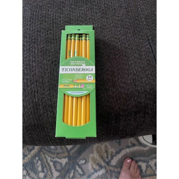 New Ticonderoga Kids Yellow Wood-Cased Pencils 24 Count - Picture 10 of 14